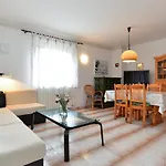 Anton 2083 Premantura