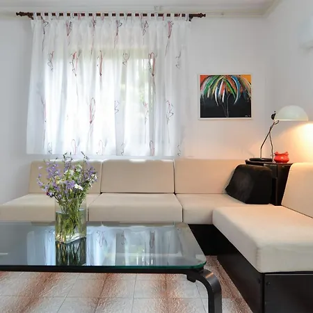 Anton 2083 Apartment Premantura
