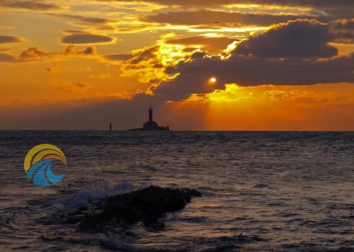 Anton 2083 Apartment *